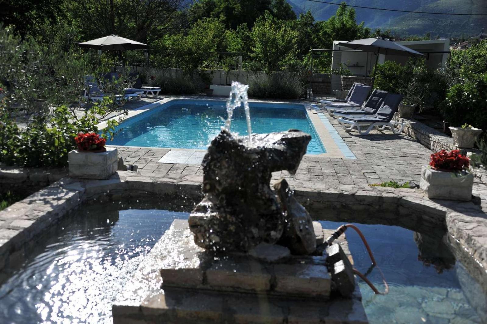 Pool House Maslina Apartman Mostar Kültér fotó
